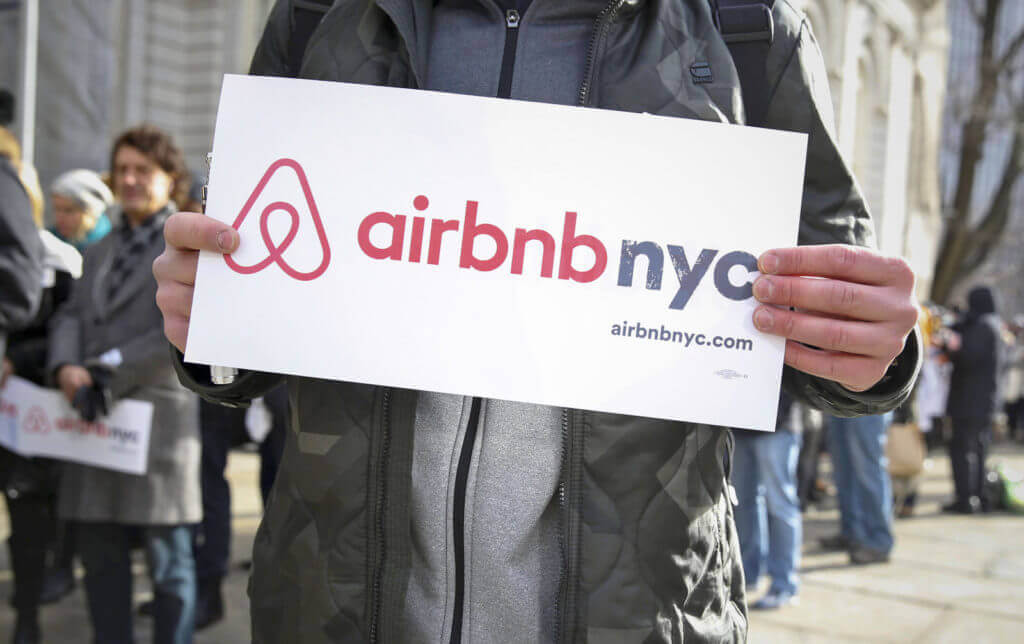 Airbnb hosts anxious as New York begins crackdown