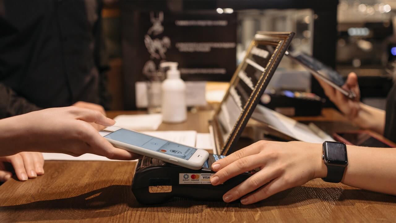 hotel contactless touchless technology