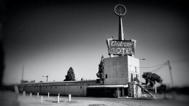 dilapidated hotel reflecting the risks of ignoring and neglecting revenue management