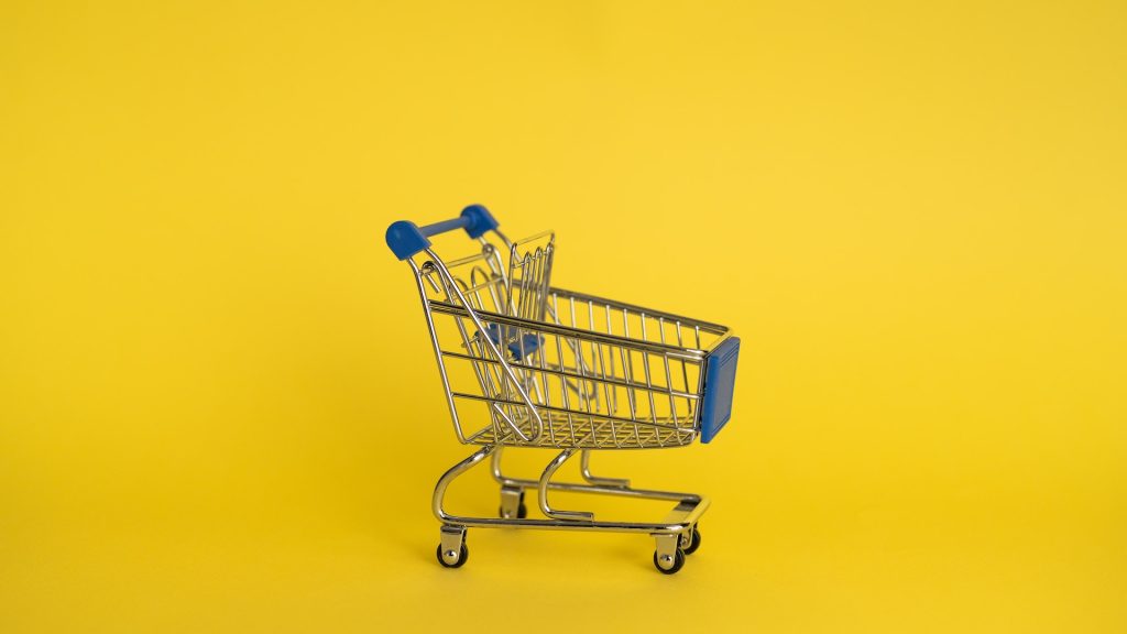 empty shopping cart reflecting loss of revenue if hotels do not address the top 5 reasons for booking engine abandonment